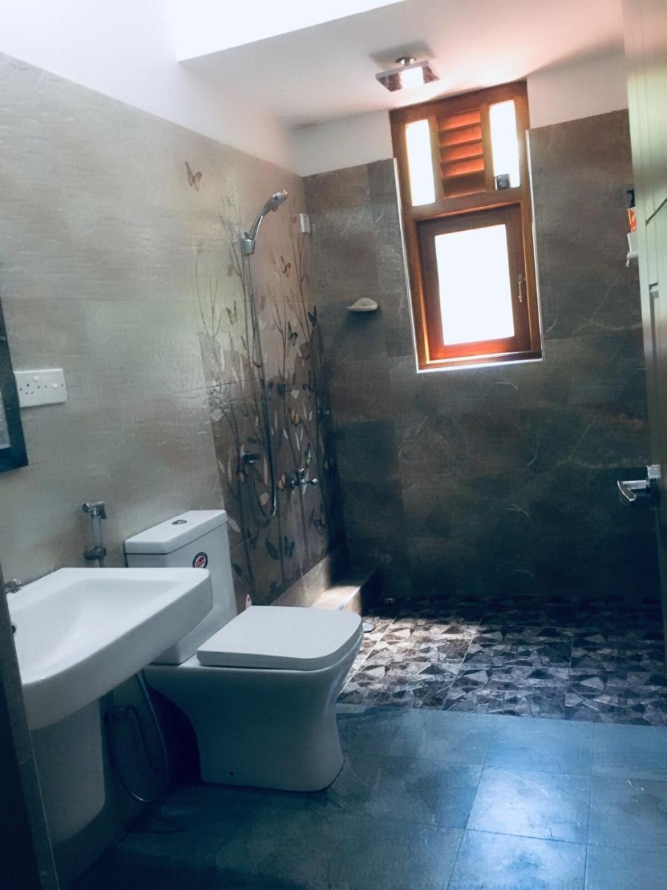 Casa Blanca Hotell Ahangama Eksteriør bilde