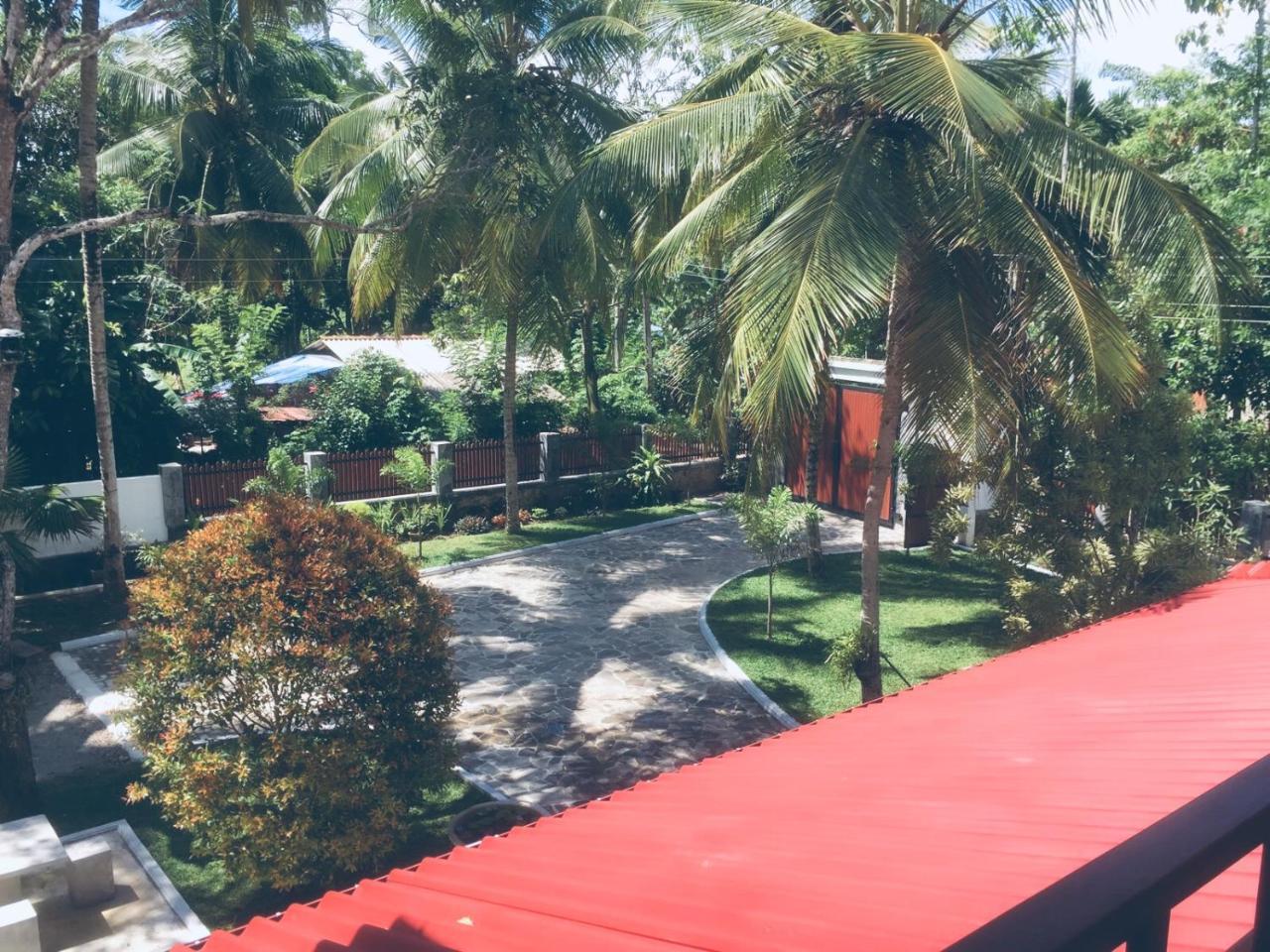 Casa Blanca Hotell Ahangama Eksteriør bilde