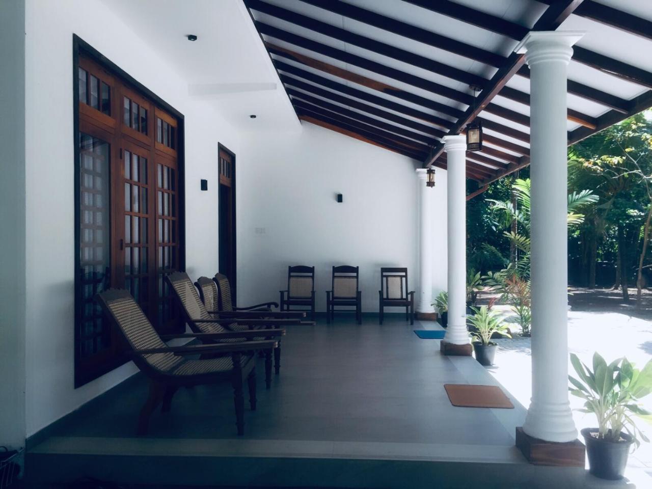 Casa Blanca Hotell Ahangama Eksteriør bilde