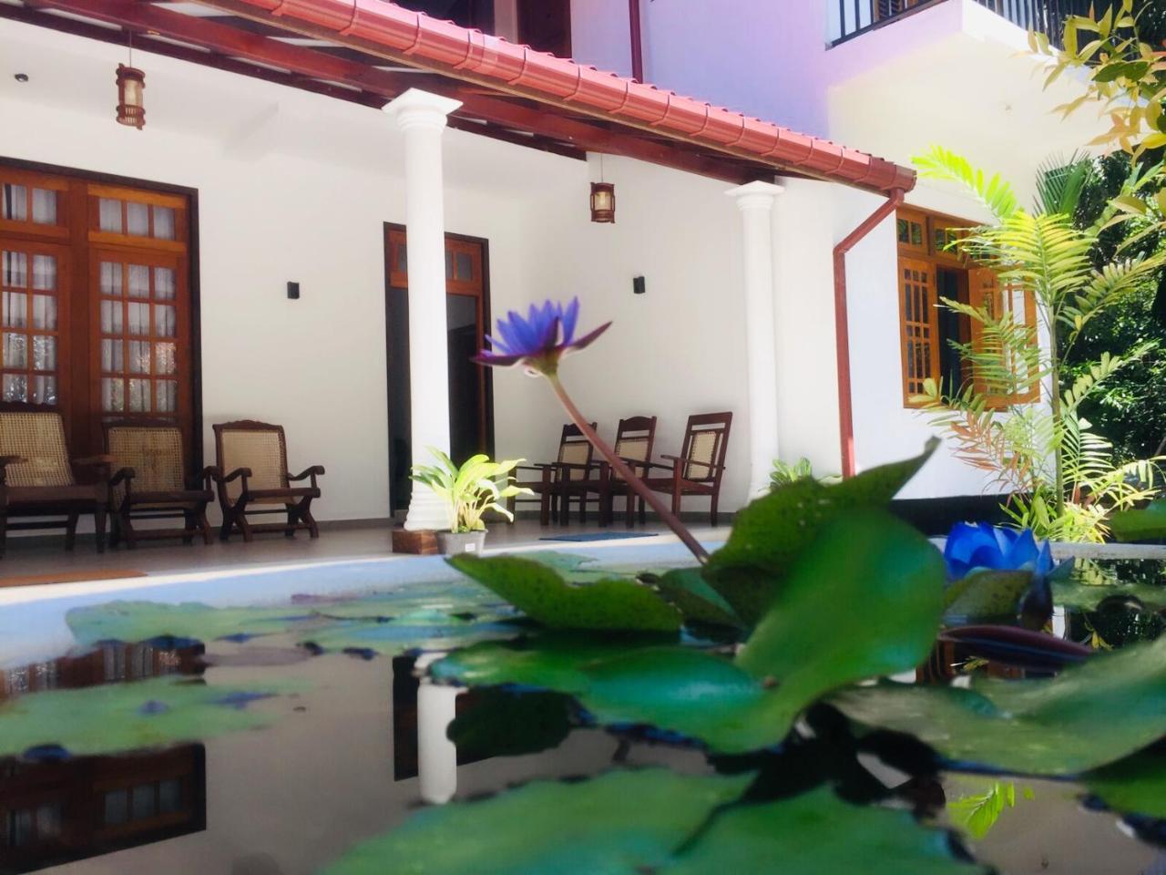 Casa Blanca Hotell Ahangama Eksteriør bilde