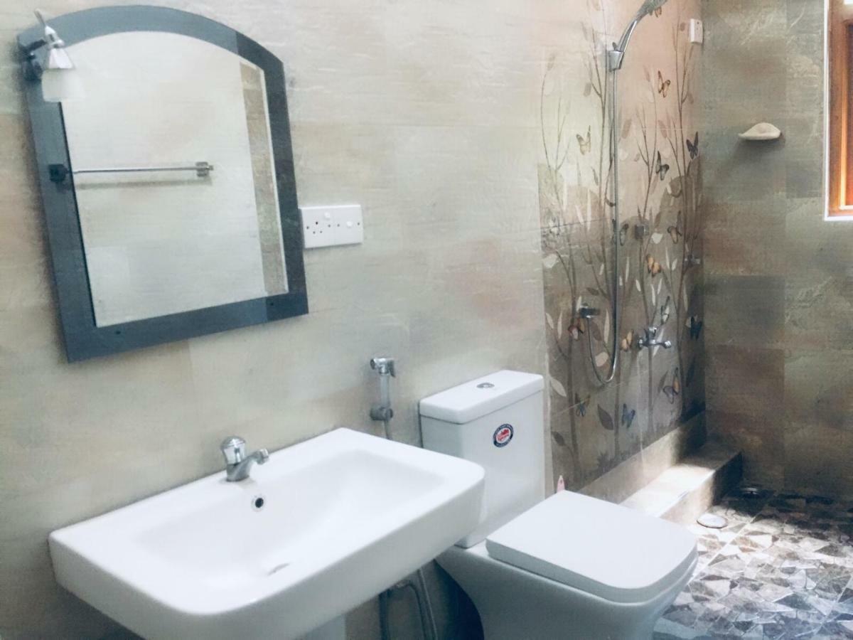 Casa Blanca Hotell Ahangama Eksteriør bilde